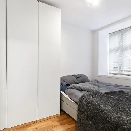 アパート Central Apartment In Bergen! *